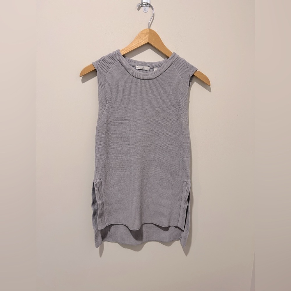 HALSTON SLEEVELESS KNIT SWEATER ~ size small - Picture 2 of 7
